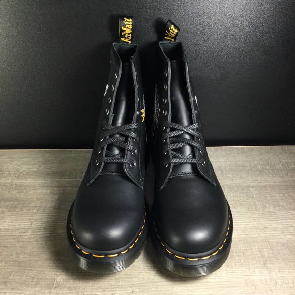 Dr. Martens 1460 Souvenir Embroidered Black Leather Boots Women's 7 Men's 6 - Picture 2 of 6